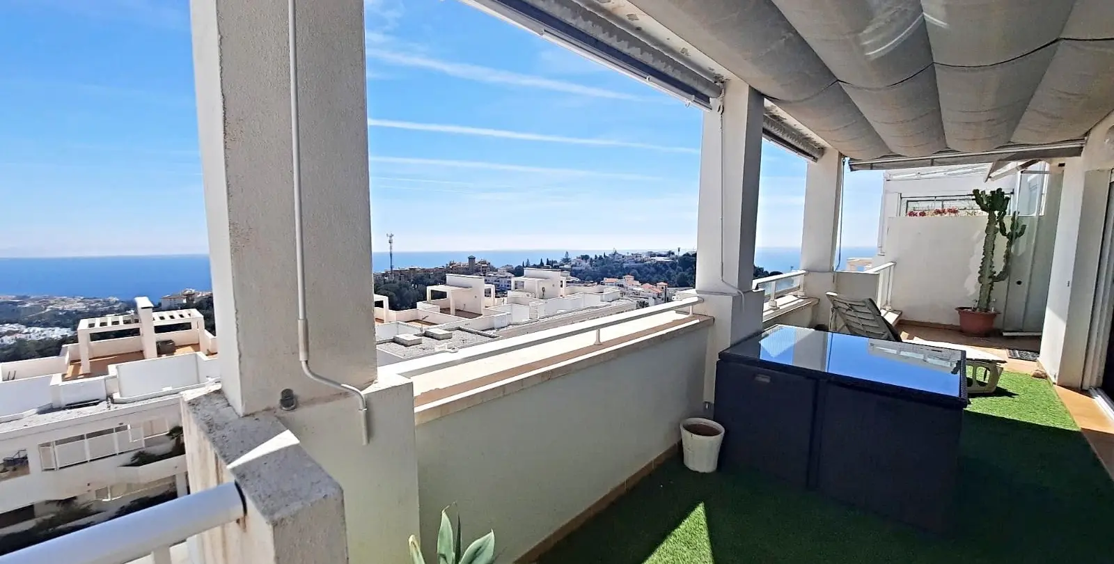 Sale of penthouse in Benalmadena Pueblo 3