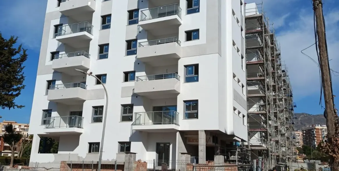 Venta de apartamento en planta media en Benalmadena 6