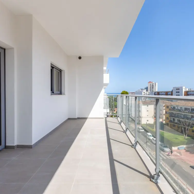 Sale of middle floor apartment in Benalmadena