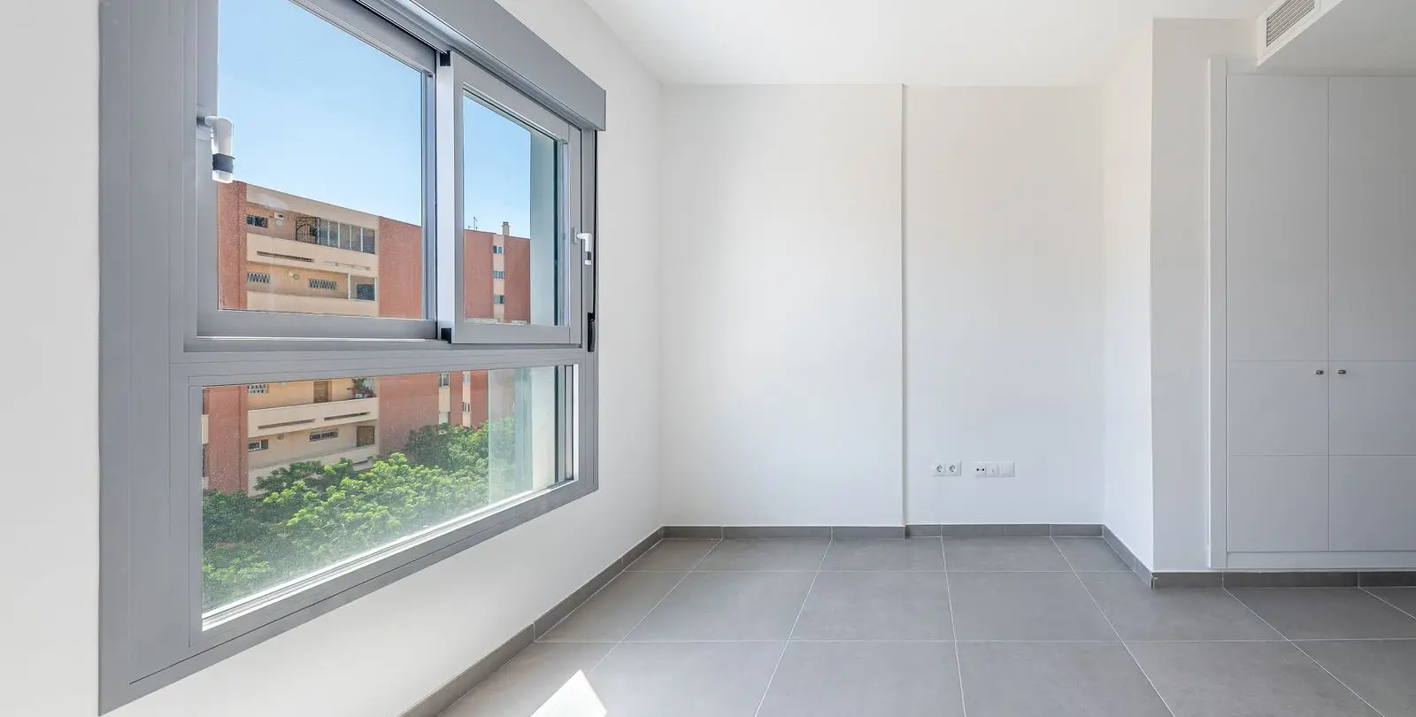 Sale of middle floor apartment in Benalmadena 7
