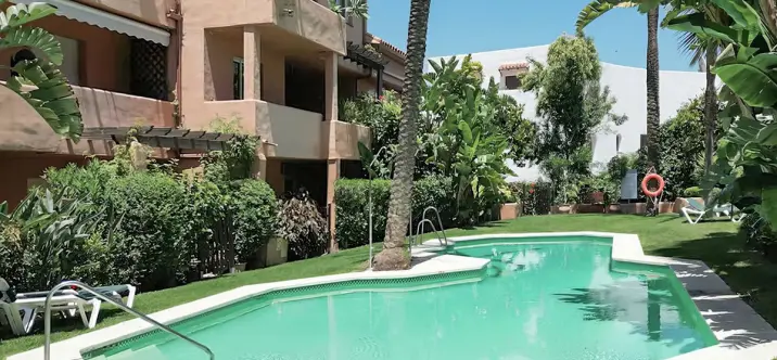 Sale of ground floor apartment in Marbella 0