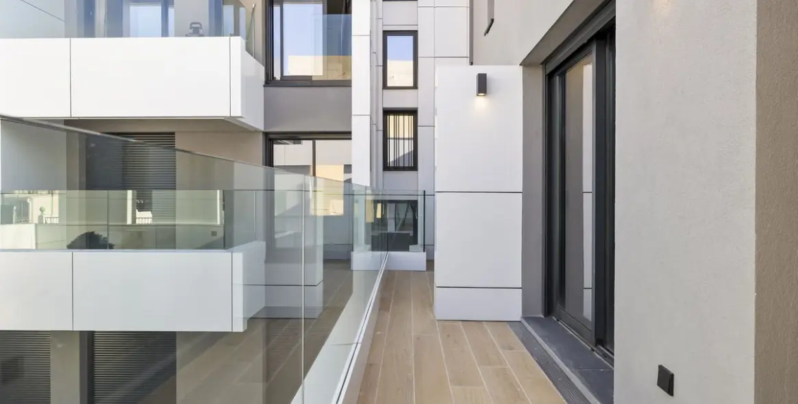 Sale of middle floor apartment in Fuengirola 6