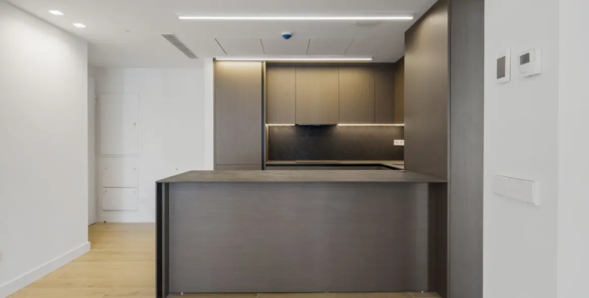 Sale of middle floor apartment in Fuengirola 13