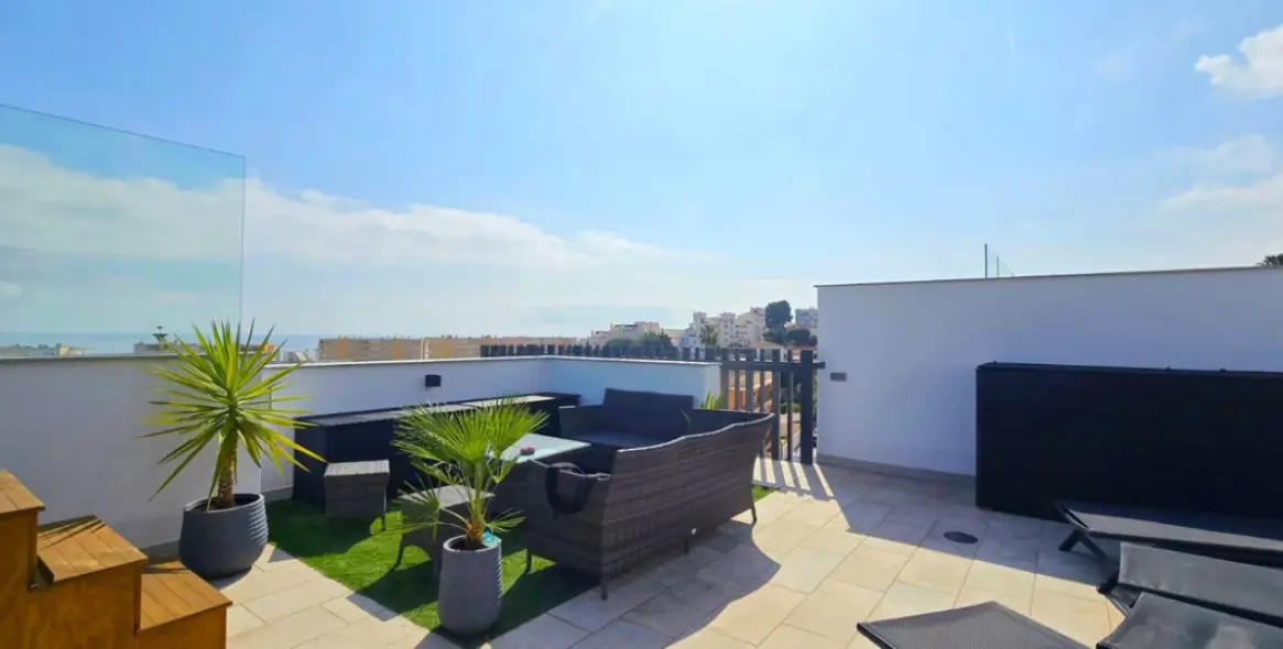 Sale of penthouse in Torremolinos 6