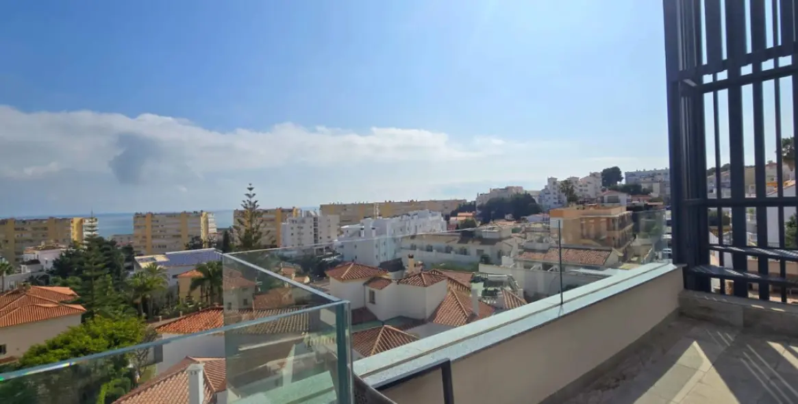 Sale of penthouse in Torremolinos 15