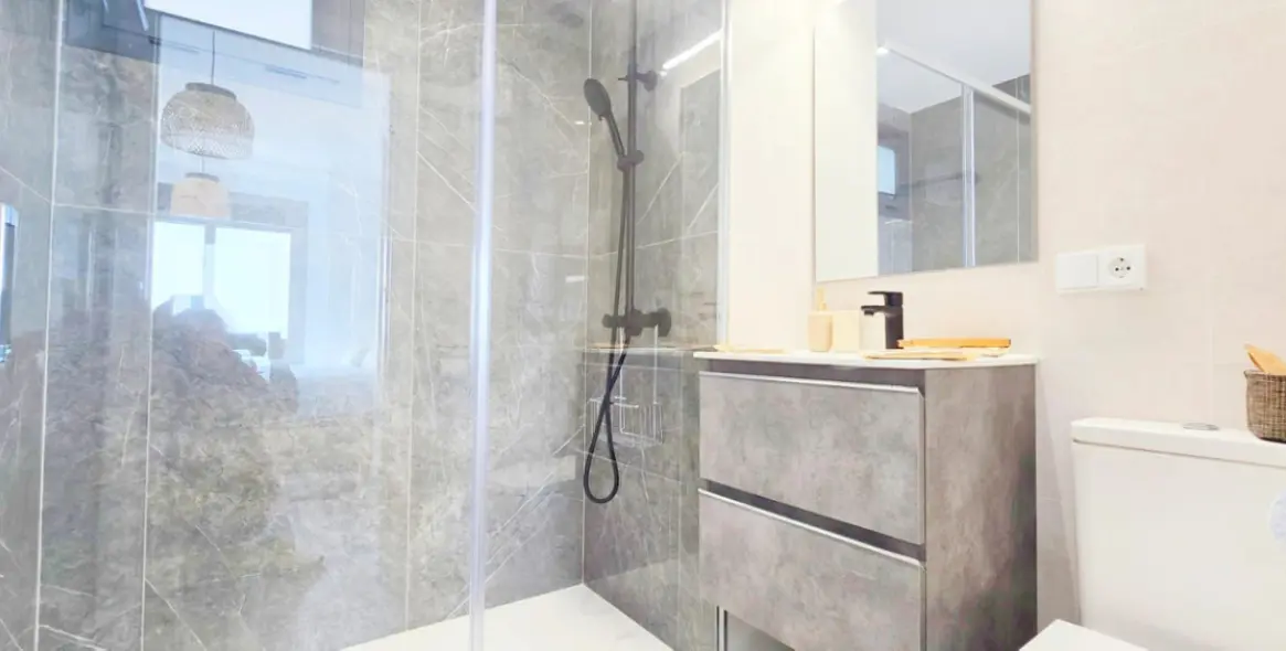 Sale of penthouse in Torremolinos 20