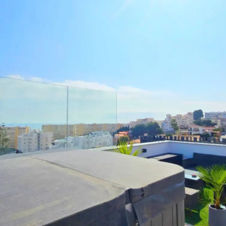 Sale of penthouse in Torremolinos