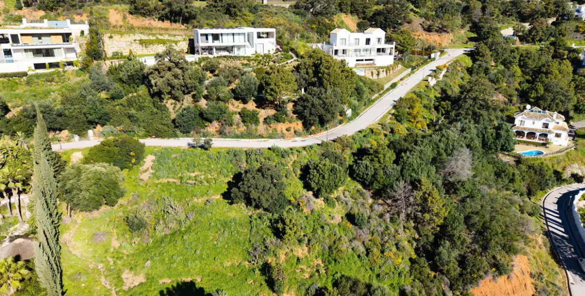 Продажа  жилого участка в Benahavís 3