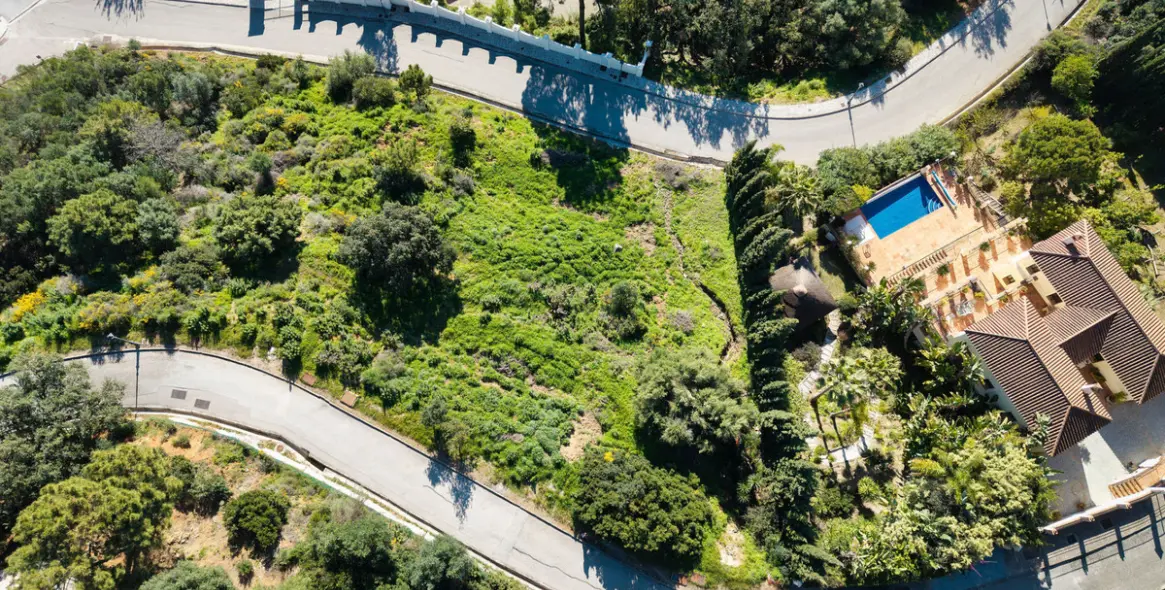 Продажа  жилого участка в Benahavís 6