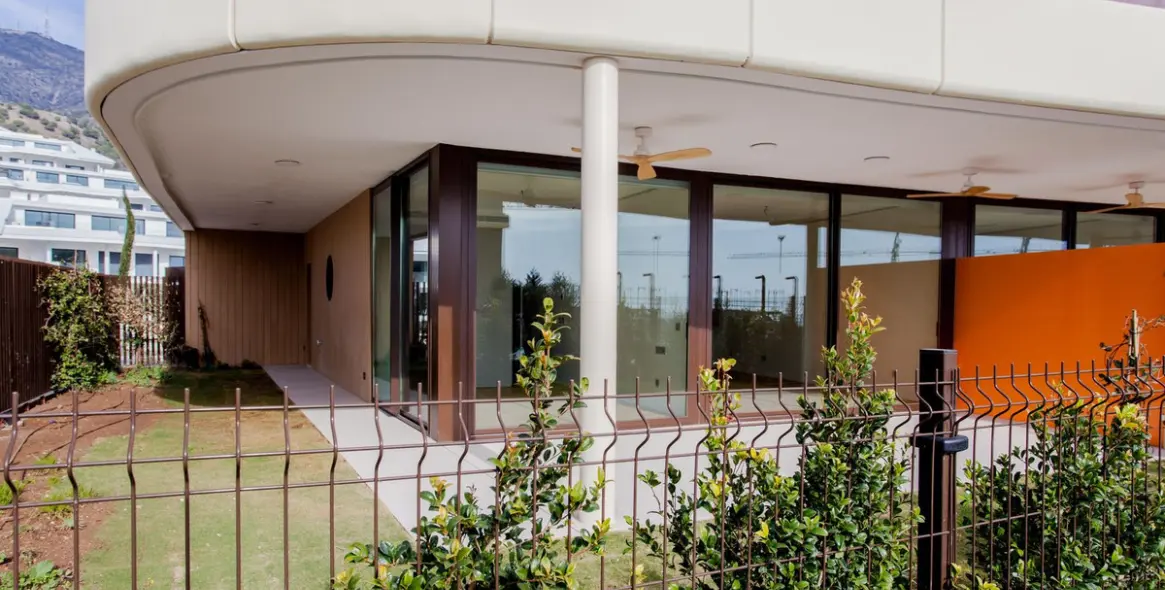 Sale of ground floor apartment in Fuengirola 1