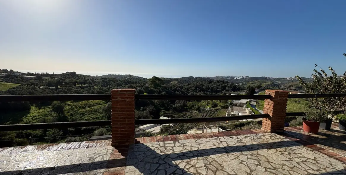 Sale of detached villa in La Cala de Mijas 3