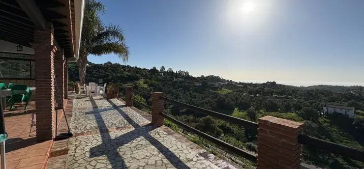 Продажа  отдельно стоящей виллы в La Cala de Mijas 3