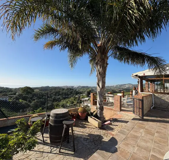 Продажа  отдельно стоящей виллы в La Cala de Mijas