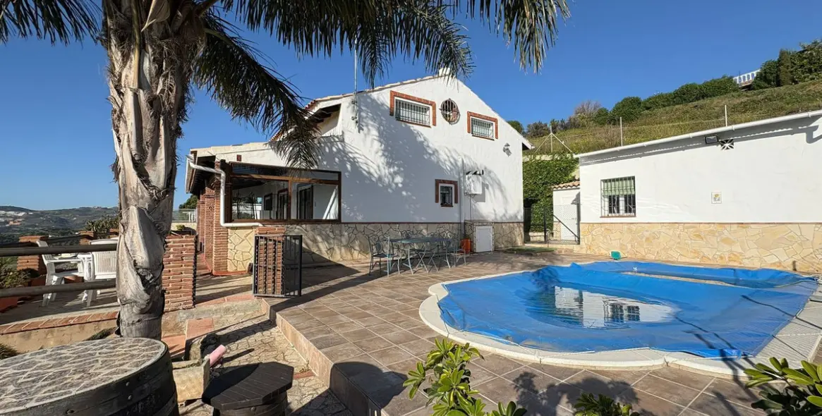 Sale of detached villa in La Cala de Mijas 8