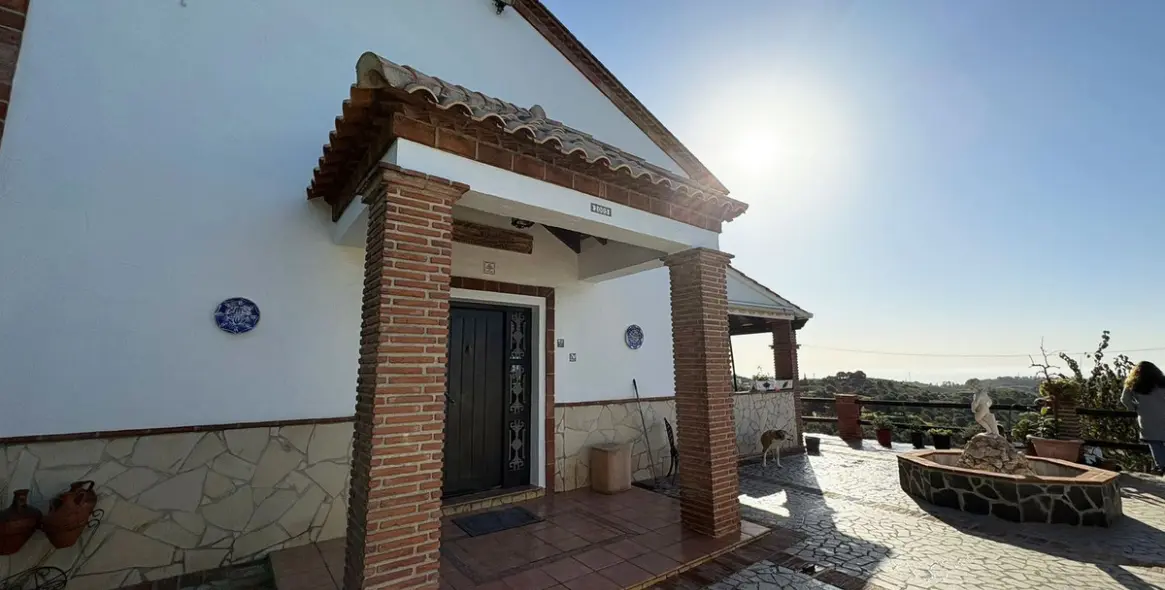 Sale of detached villa in La Cala de Mijas 9