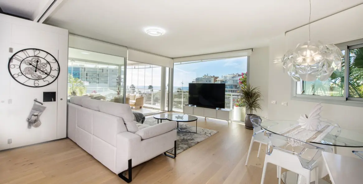 Sale of middle floor apartment in Benalmadena 5