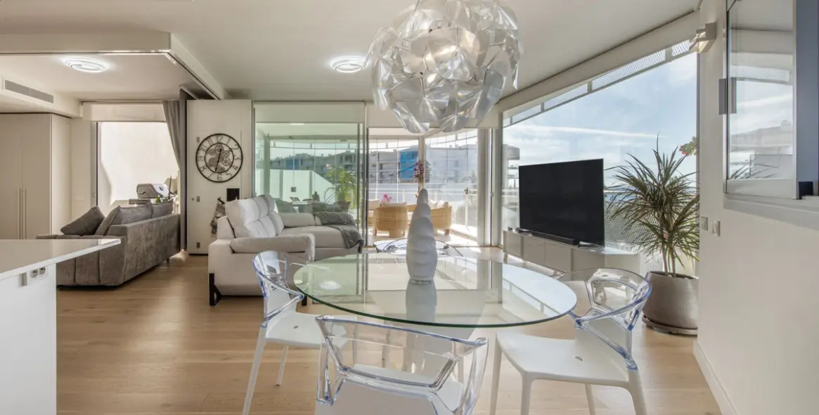 Sale of middle floor apartment in Benalmadena 7