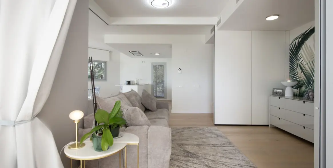 Sale of middle floor apartment in Benalmadena 20