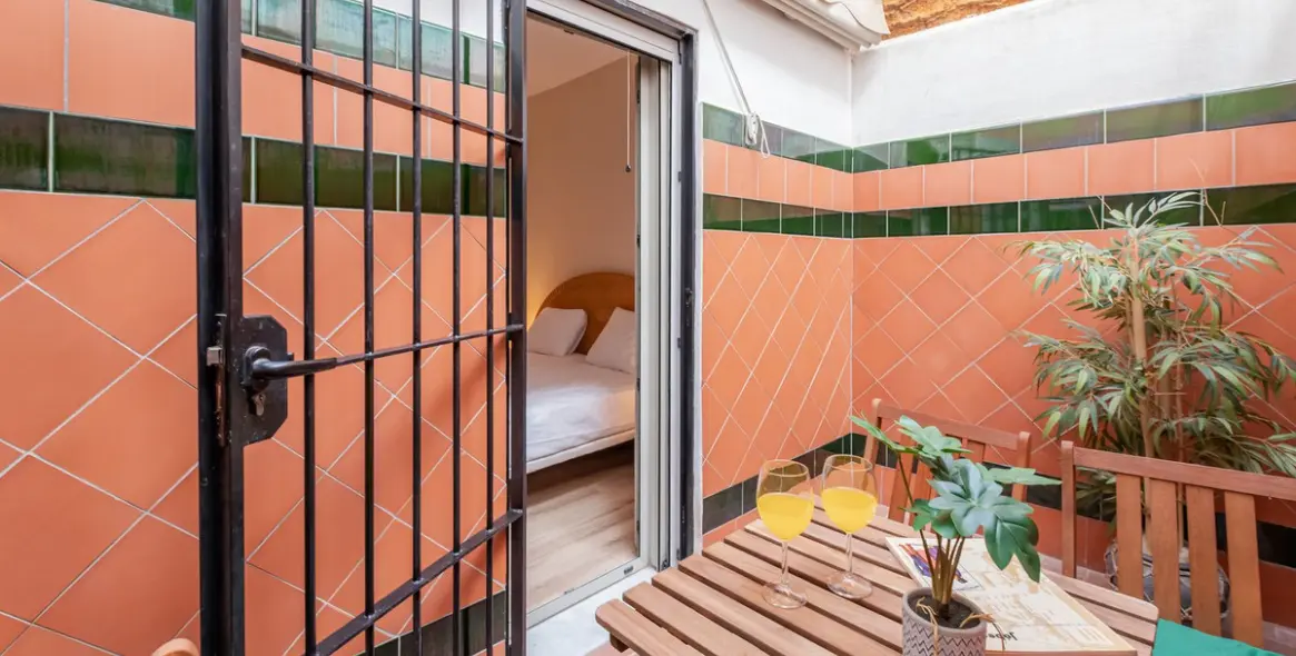 Продажа апартаментов на среднем этаже в Málaga Centro 16