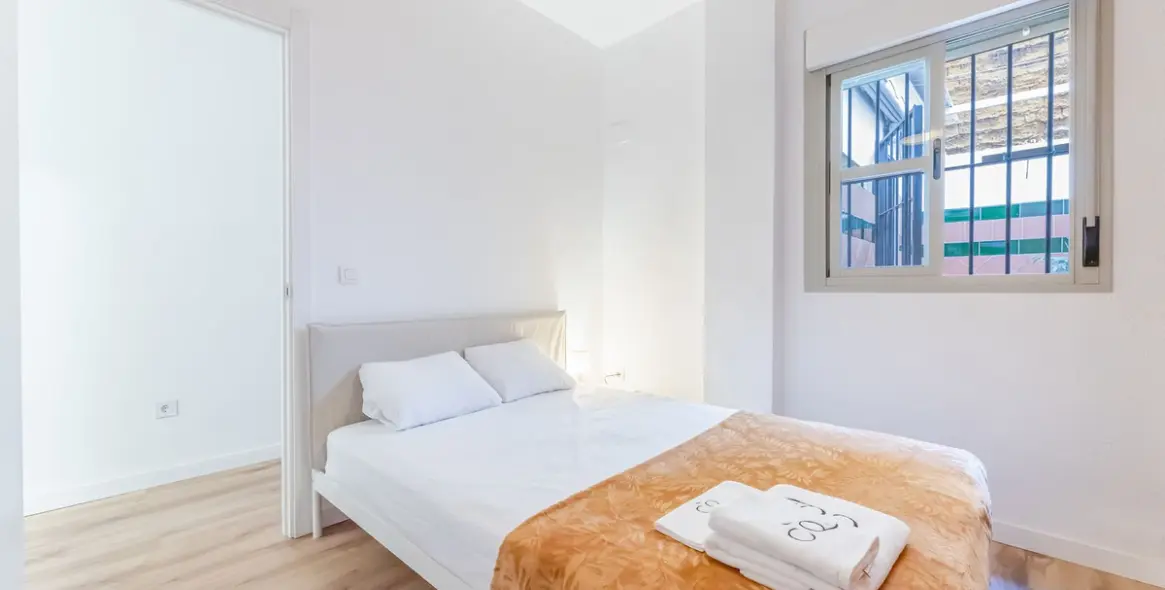 Продажа апартаментов на среднем этаже в Málaga Centro 18