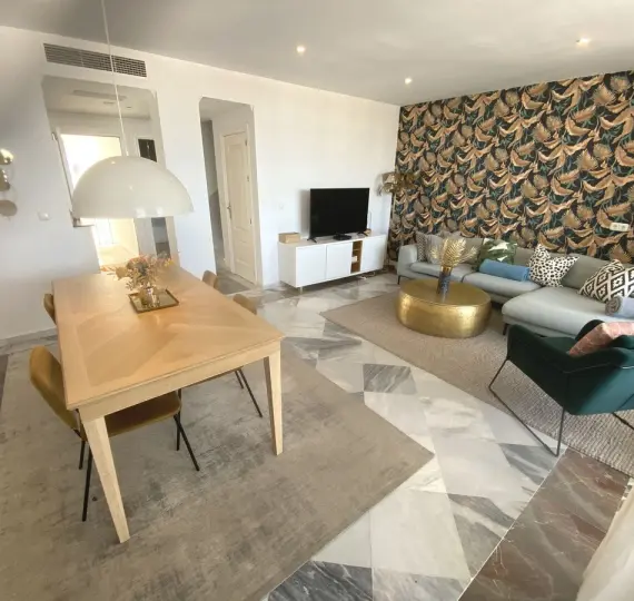 Sale of penthouse duplex in Nueva Andalucía