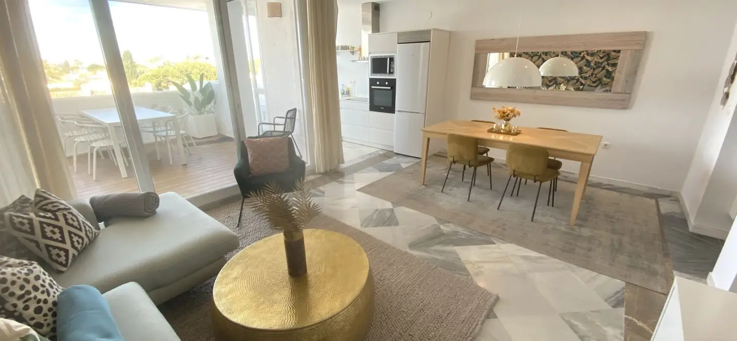 Venta de ático dúplex en Nueva Andalucía 2