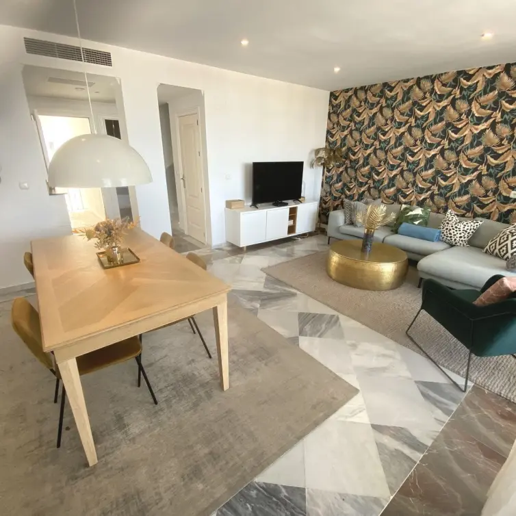 Venta de ático dúplex en Nueva Andalucía