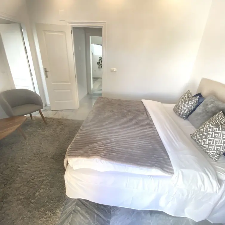 Venta de ático dúplex en Nueva Andalucía