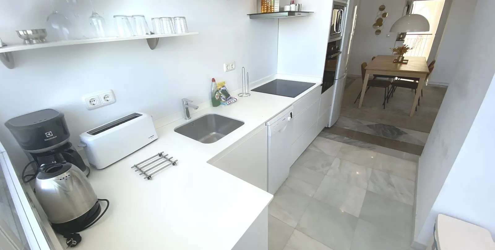 Sale of penthouse duplex in Nueva Andalucía 18