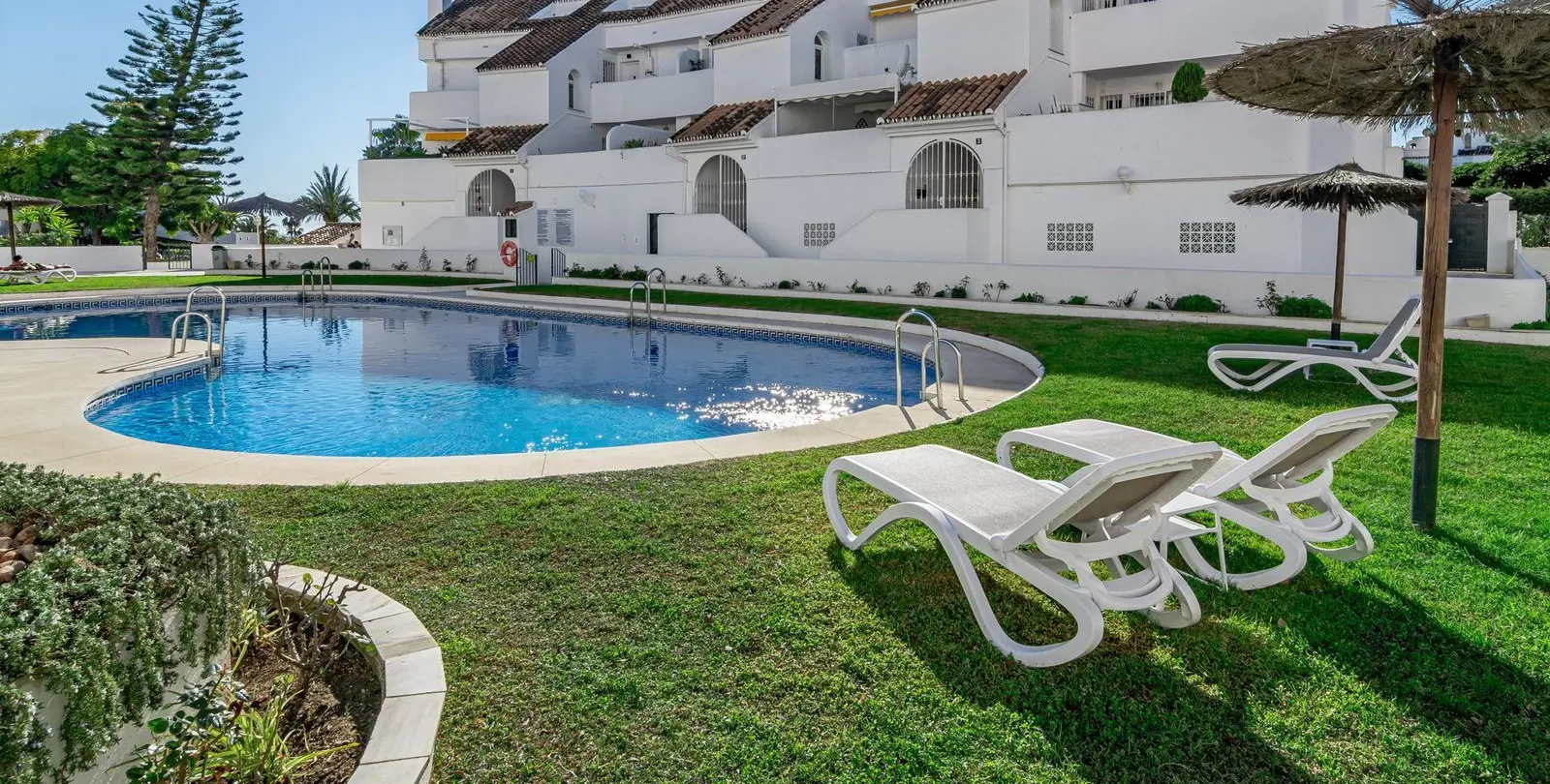 Sale of penthouse duplex in Nueva Andalucía 21
