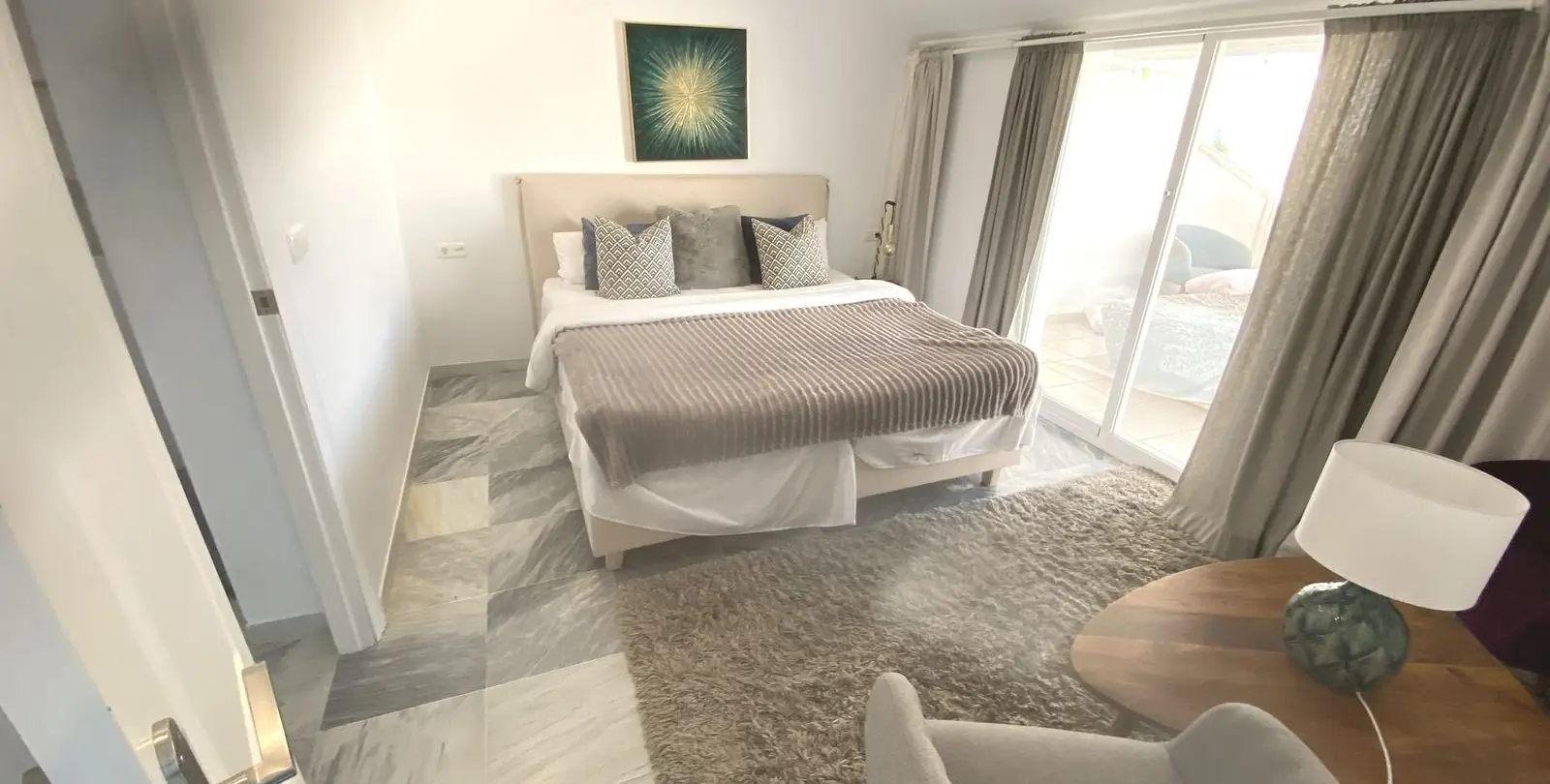 Sale of penthouse duplex in Nueva Andalucía 25