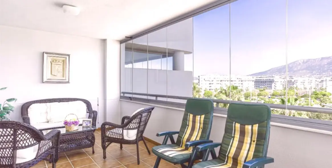 Продажа апартаментов на среднем этаже в Fuengirola 2