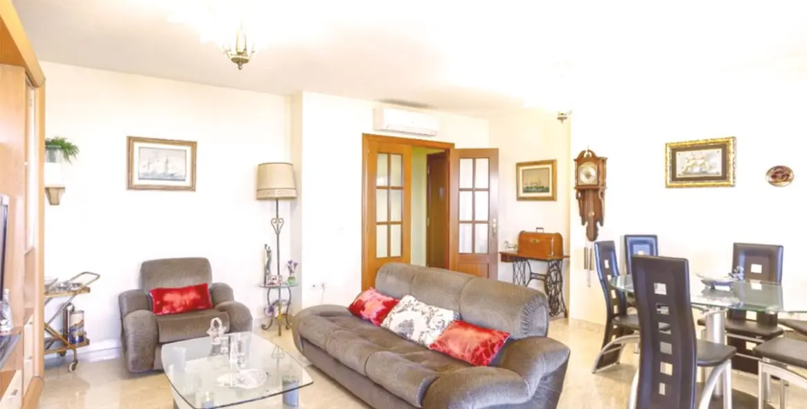 Продажа апартаментов на среднем этаже в Fuengirola 3