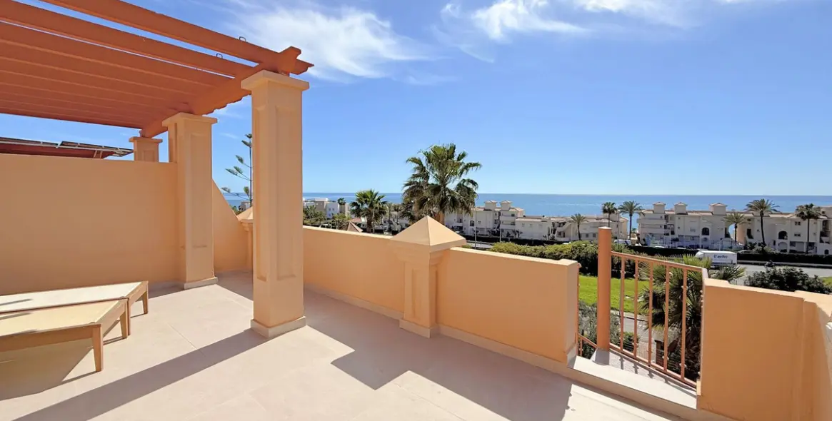 Продажа таунхауса в Estepona 1