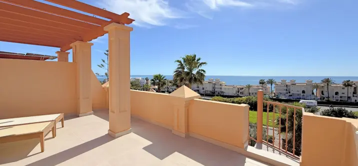 Продажа таунхауса в Estepona 0