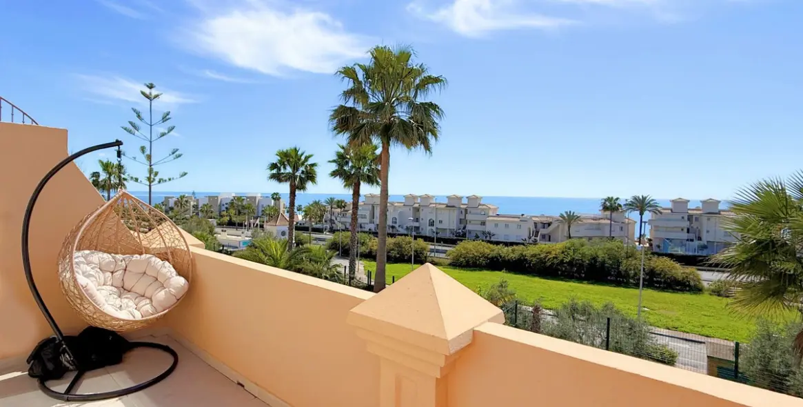 Продажа таунхауса в Estepona 2