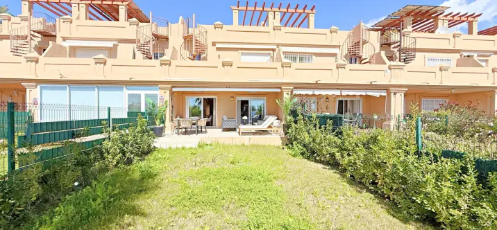 Продажа таунхауса в Estepona 3