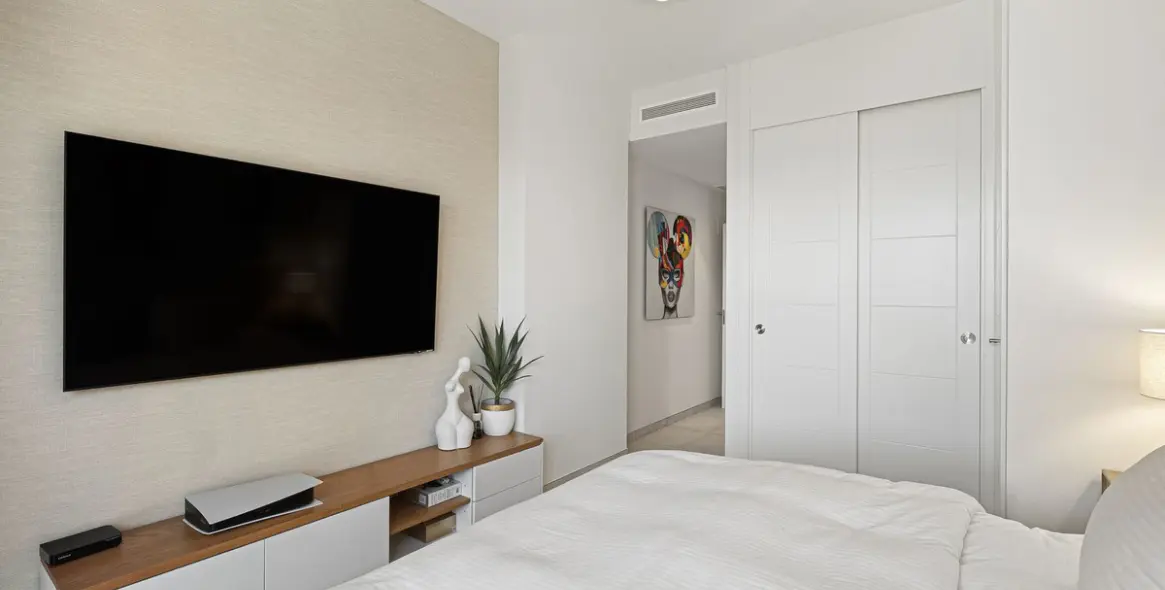 Sale of ground floor apartment in El Paraiso 20