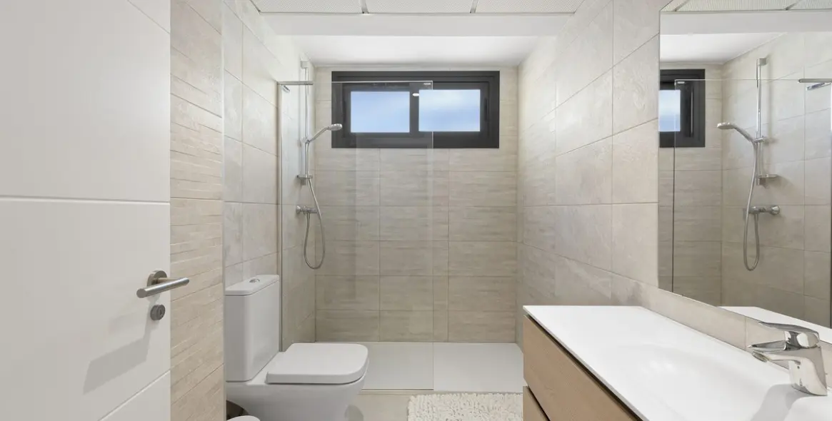 Продажа апартаментов на первом этаже в El Paraiso 24