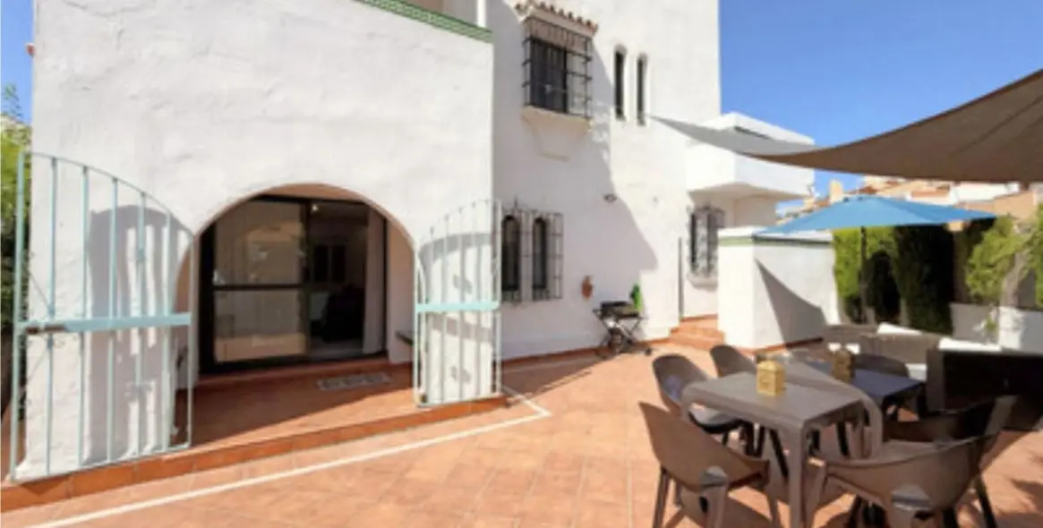 Venta de casa pareada en Manilva 36