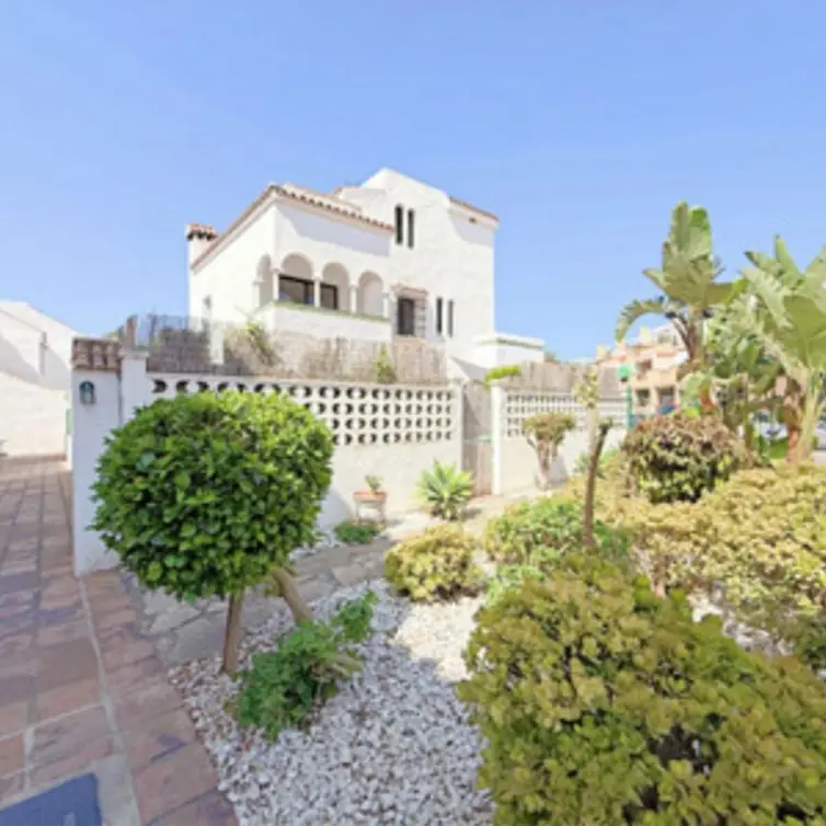 Sale of semi-detached house in Manilva