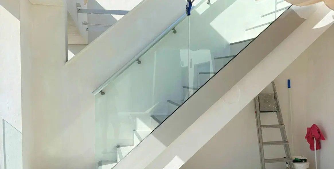 Sale of penthouse in Casares Playa 15