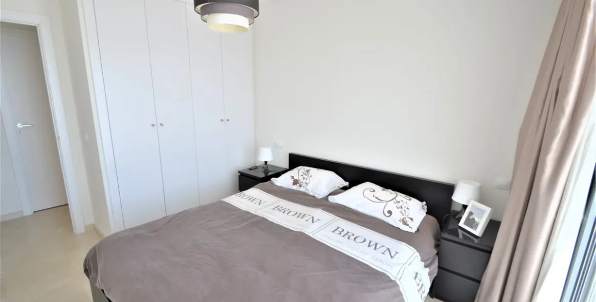 Sale of penthouse in Casares Playa 26