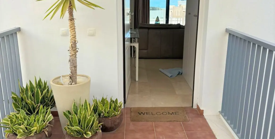 Sale of penthouse in Casares Playa 35