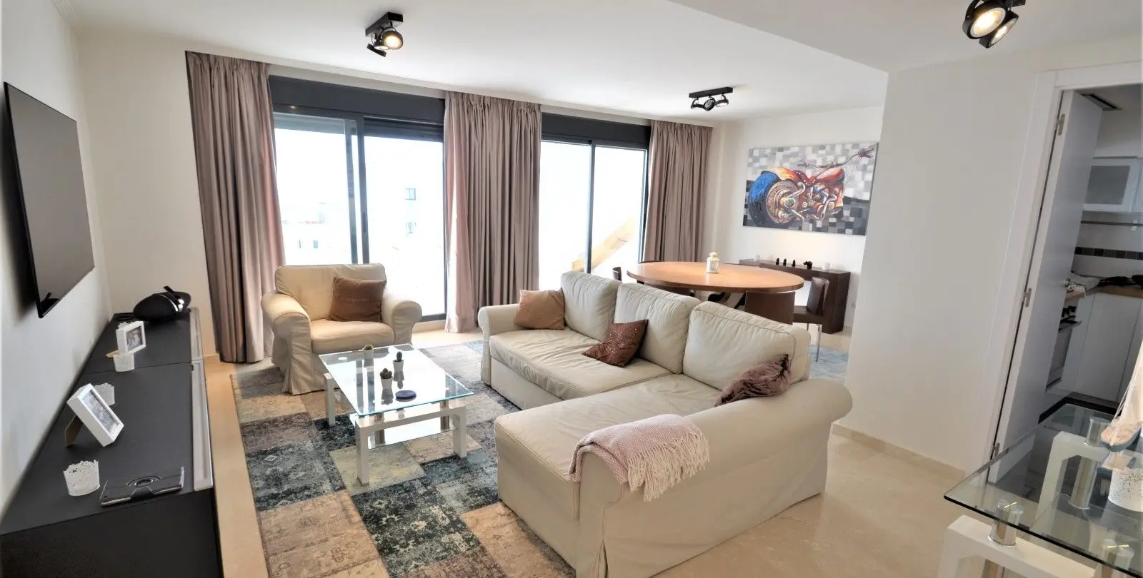 Sale of penthouse in Casares Playa 3