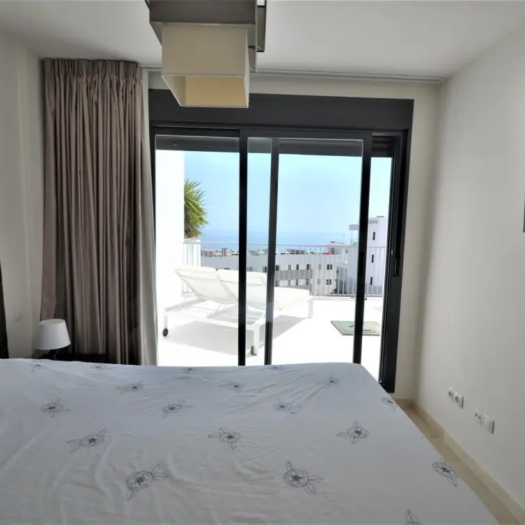 Продажа пентхауса в Casares Playa