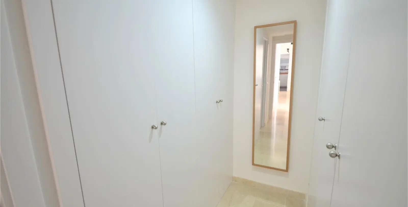 Sale of penthouse in Casares Playa 29
