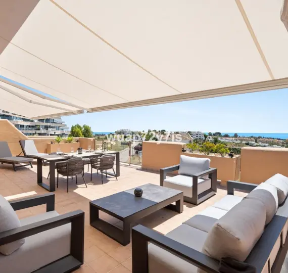 Продажа пентхауса в Selwo