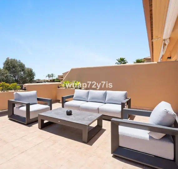 Продажа пентхауса в Selwo