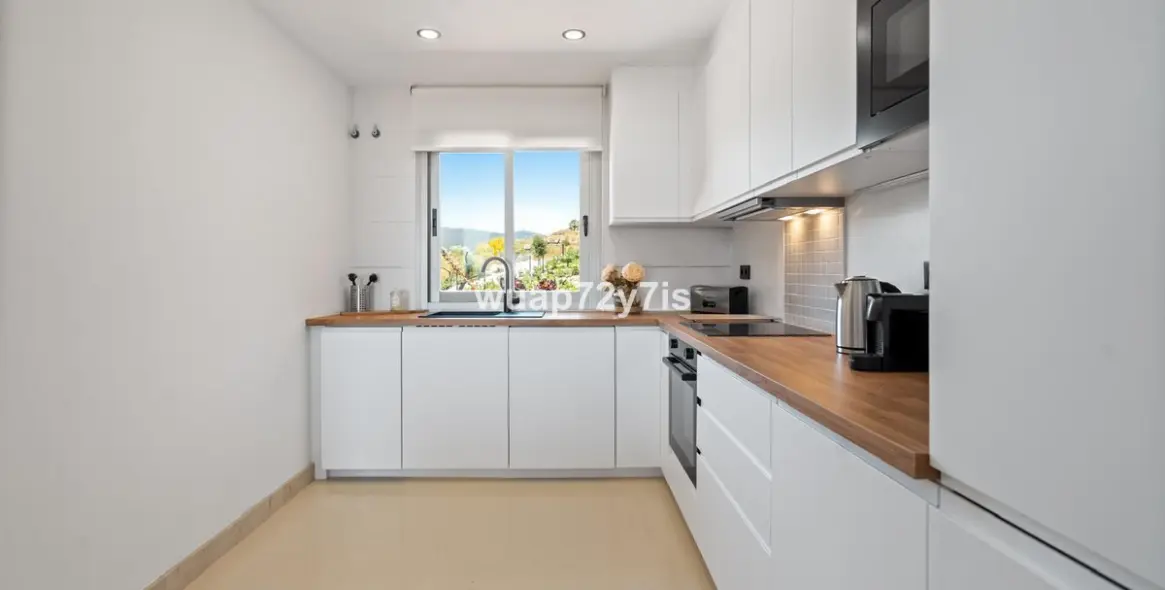 Продажа пентхауса в Selwo 9